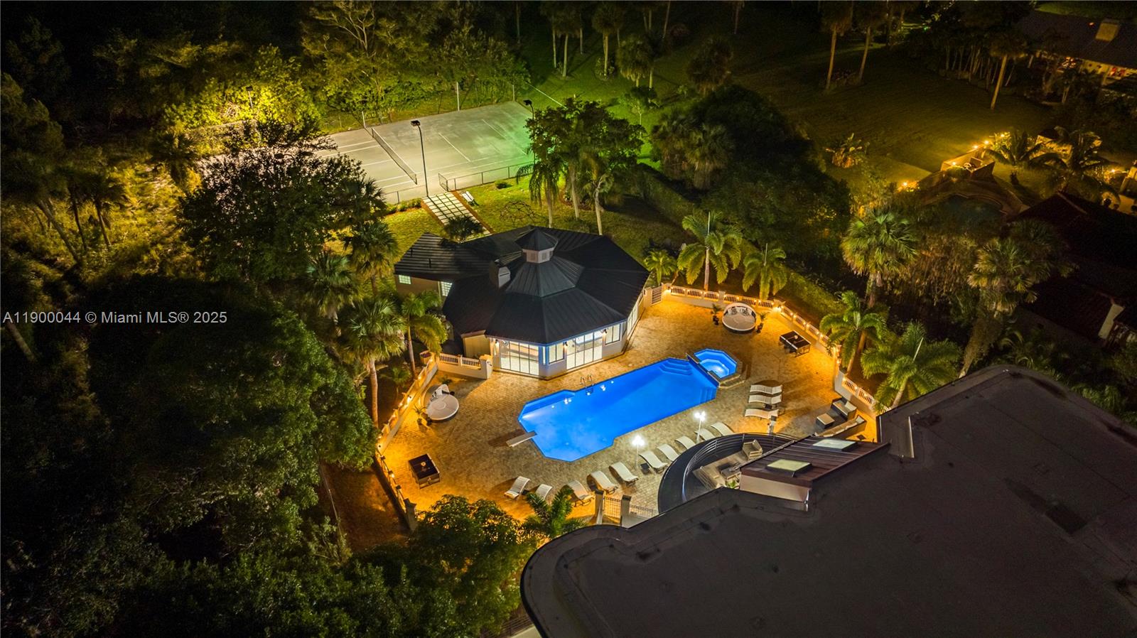 2827 S Indian Riv Dr Fort Pierce, FL 34982