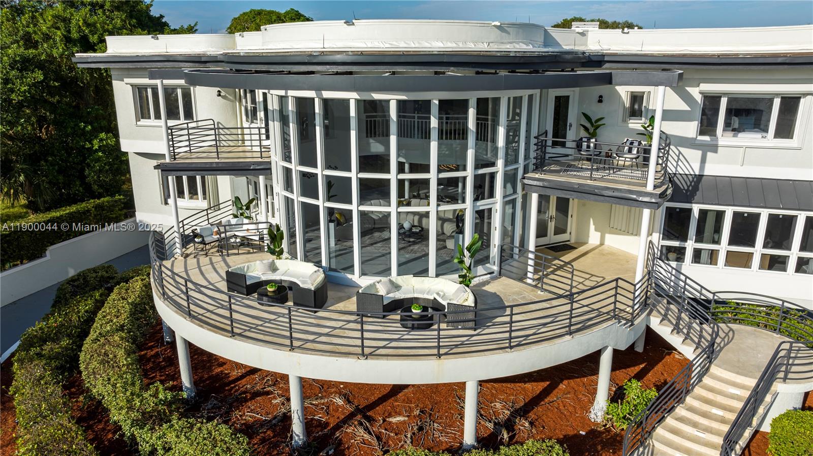 2827 S Indian Riv Dr Fort Pierce, FL 34982