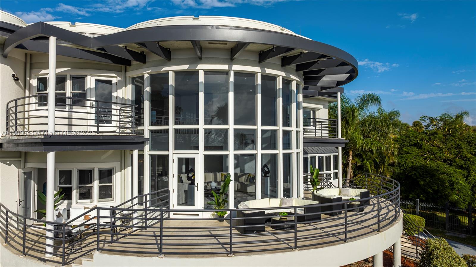 2827 S Indian Riv Dr Fort Pierce, FL 34982