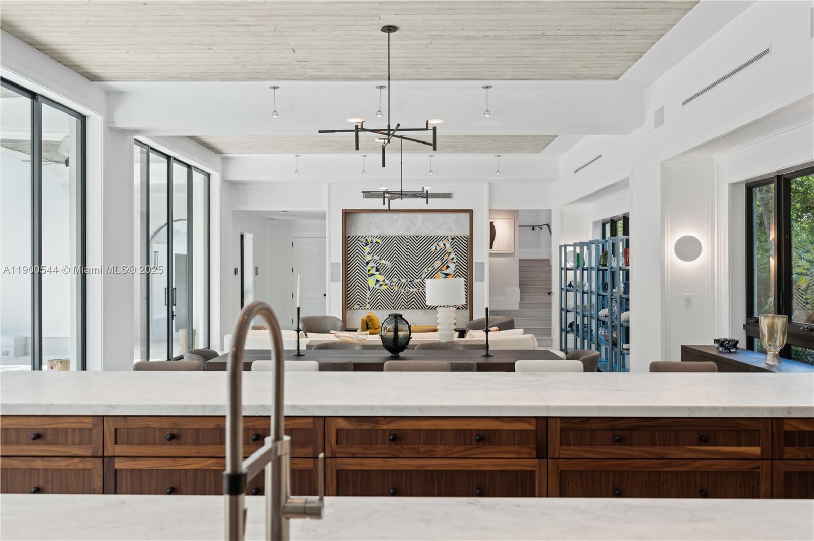 3701 Park Ave Miami, FL 33133