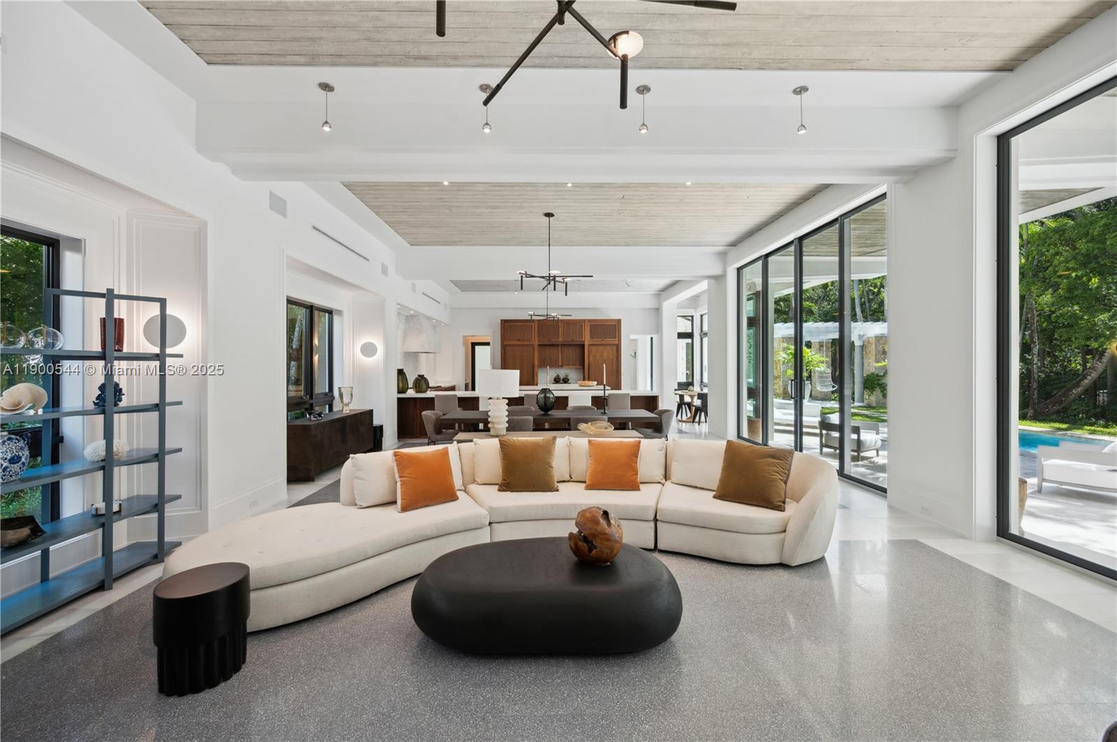 3701 Park Ave Miami, FL 33133