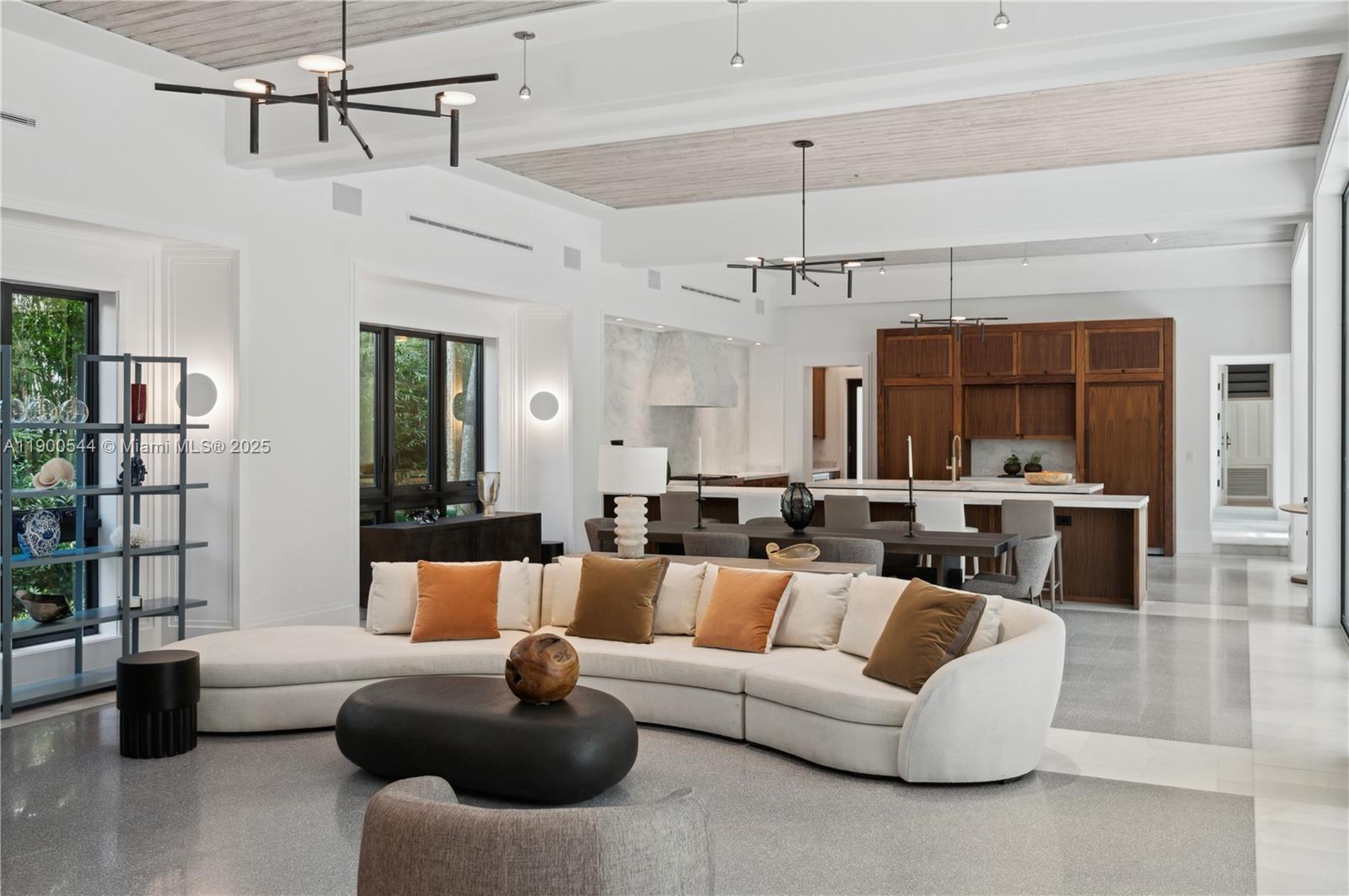 3701 Park Ave Miami, FL 33133