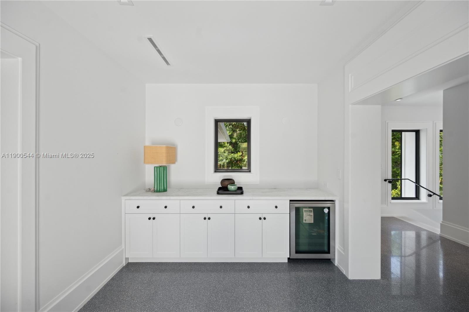 3701 Park Ave Miami, FL 33133