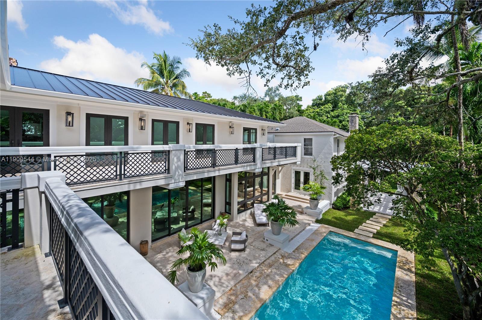 3701 Park Ave Miami, FL 33133