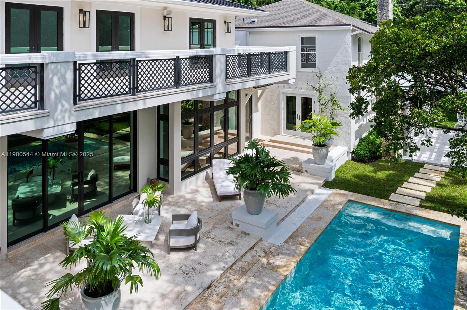 3701 Park Ave Miami, FL 33133