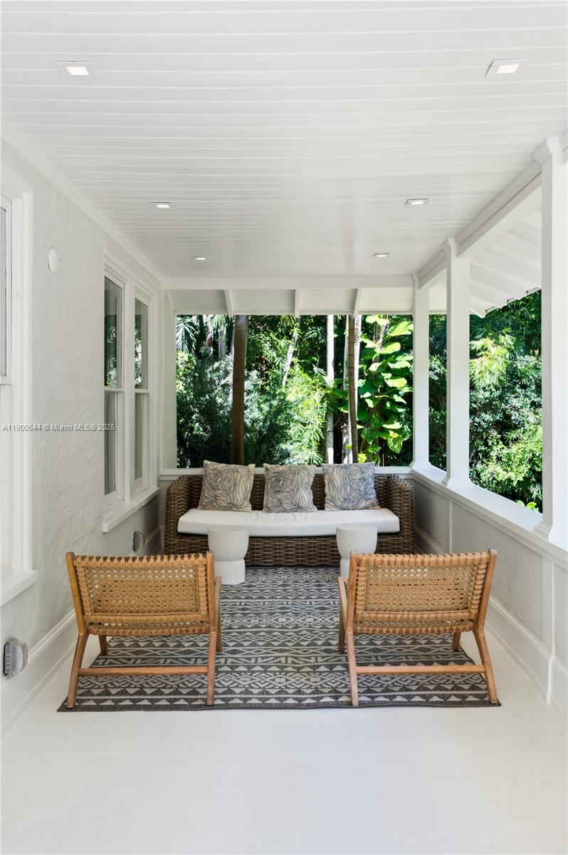 3701 Park Ave Miami, FL 33133