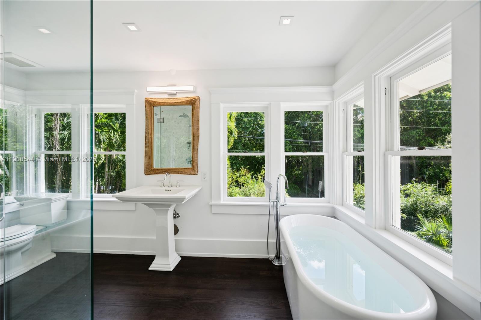 3701 Park Ave Miami, FL 33133