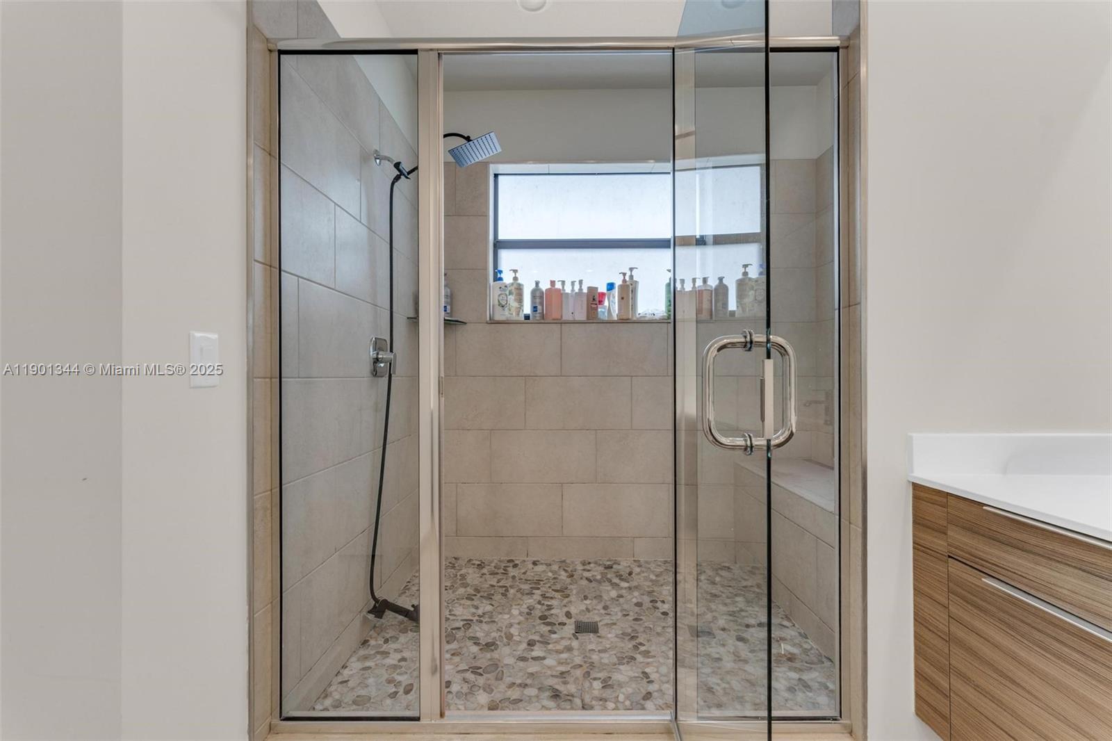 8822 NW 161st Ter Miami Lakes, FL 33018