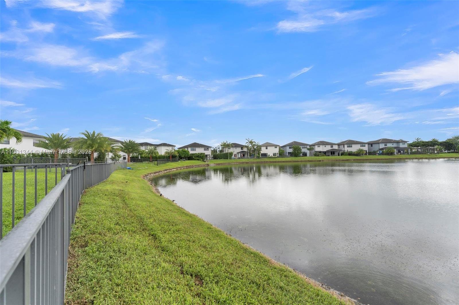 8822 NW 161st Ter Miami Lakes, FL 33018