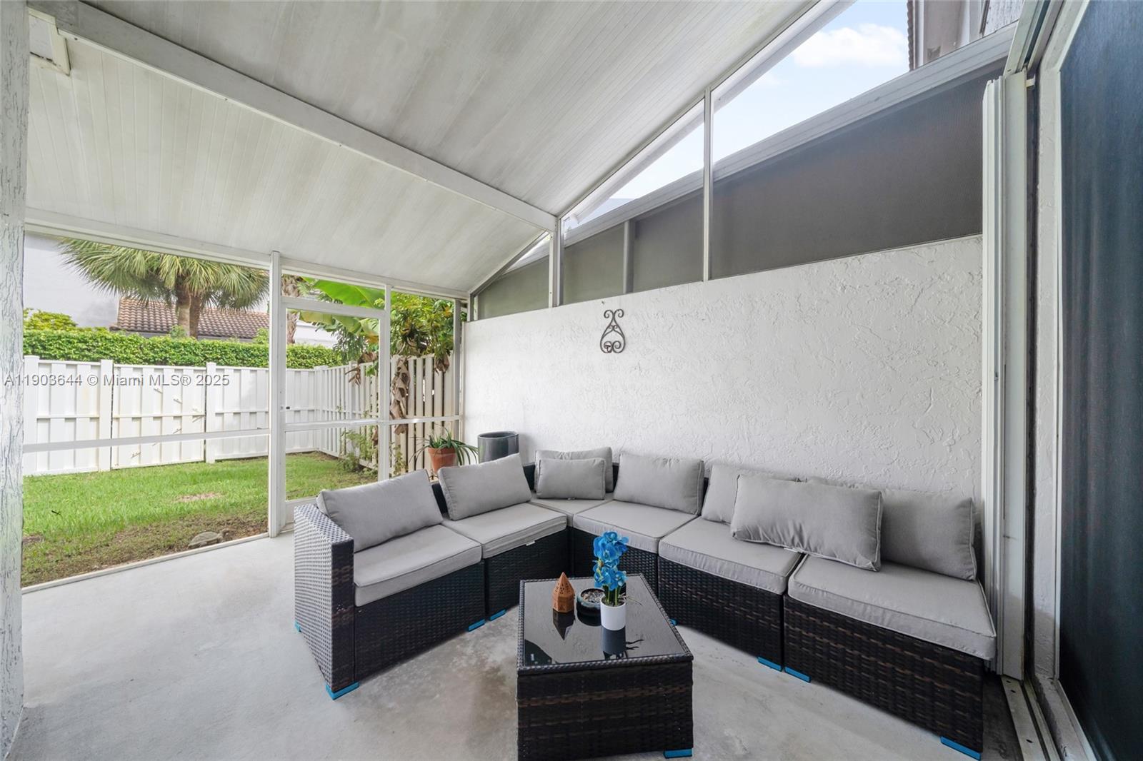 16829 SW 1st Mnr Pembroke Pines, FL 33027