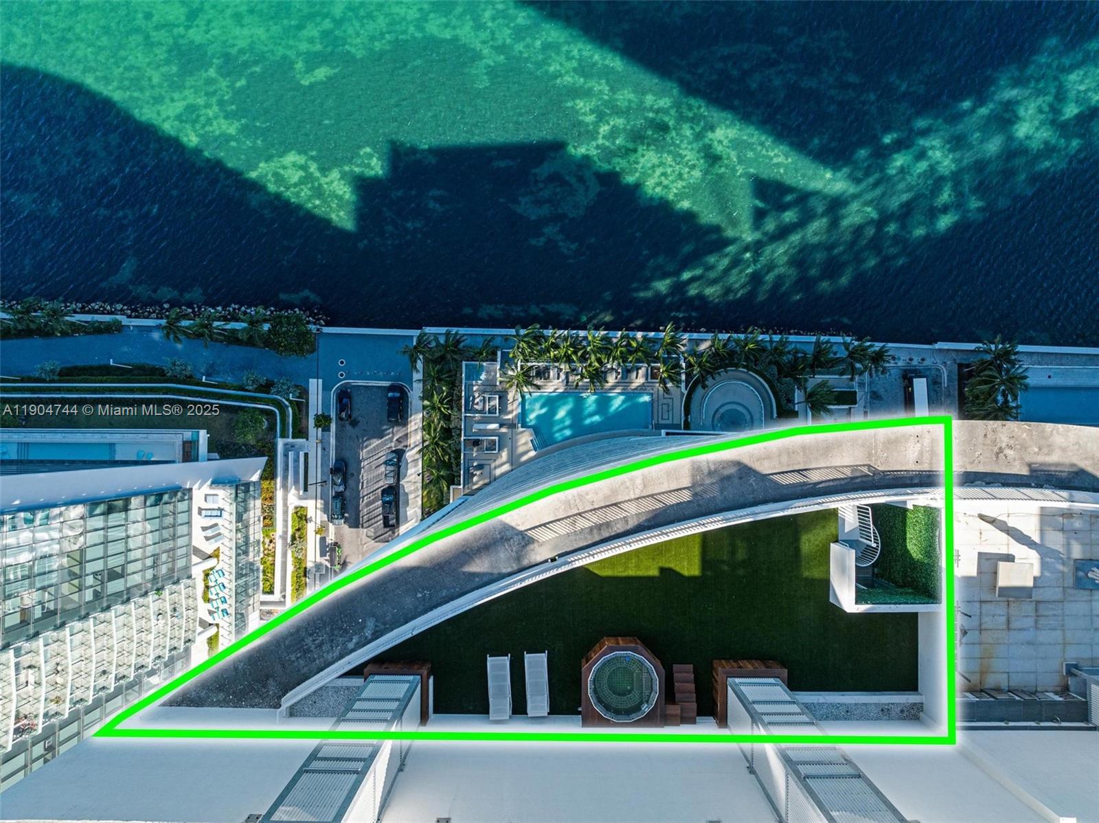 image Onyx On The Bay17