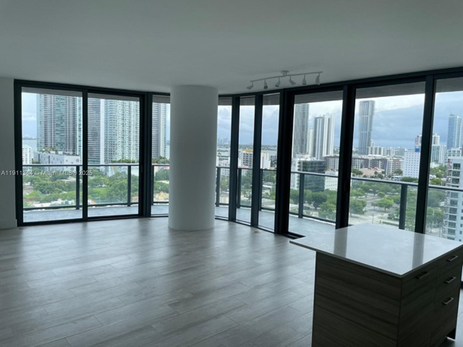 121 NE 34th St #1604 Miami, FL 33137