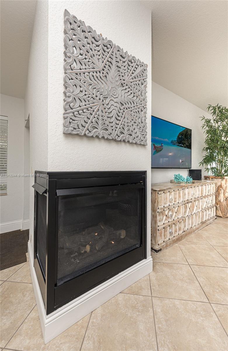 302 Balboa St Hollywood, FL 33019