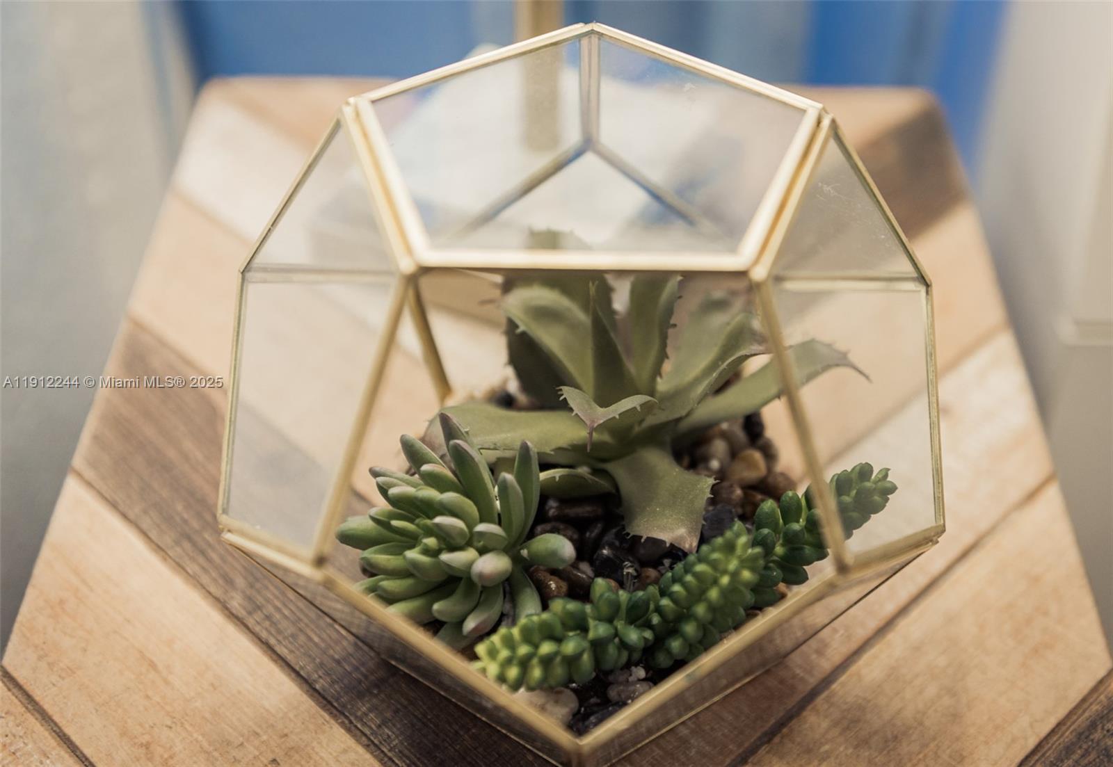 302 Balboa St Hollywood, FL 33019