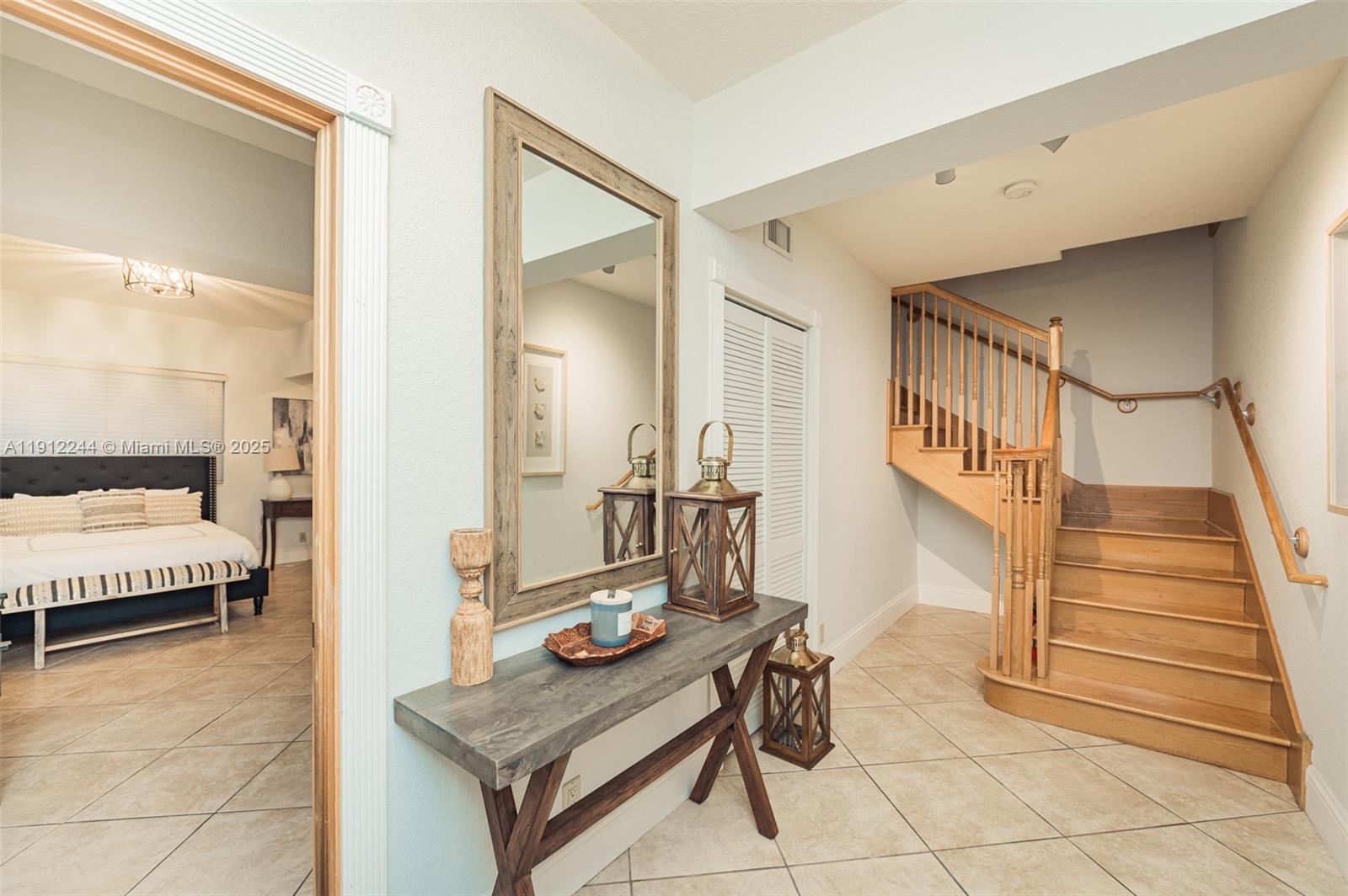 302 Balboa St Hollywood, FL 33019