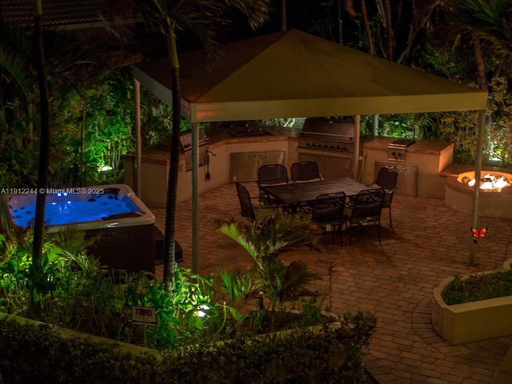 302 Balboa St Hollywood, FL 33019