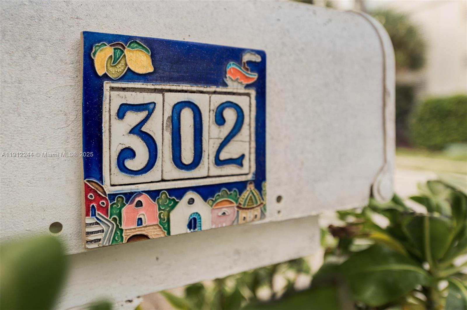 302 Balboa St Hollywood, FL 33019