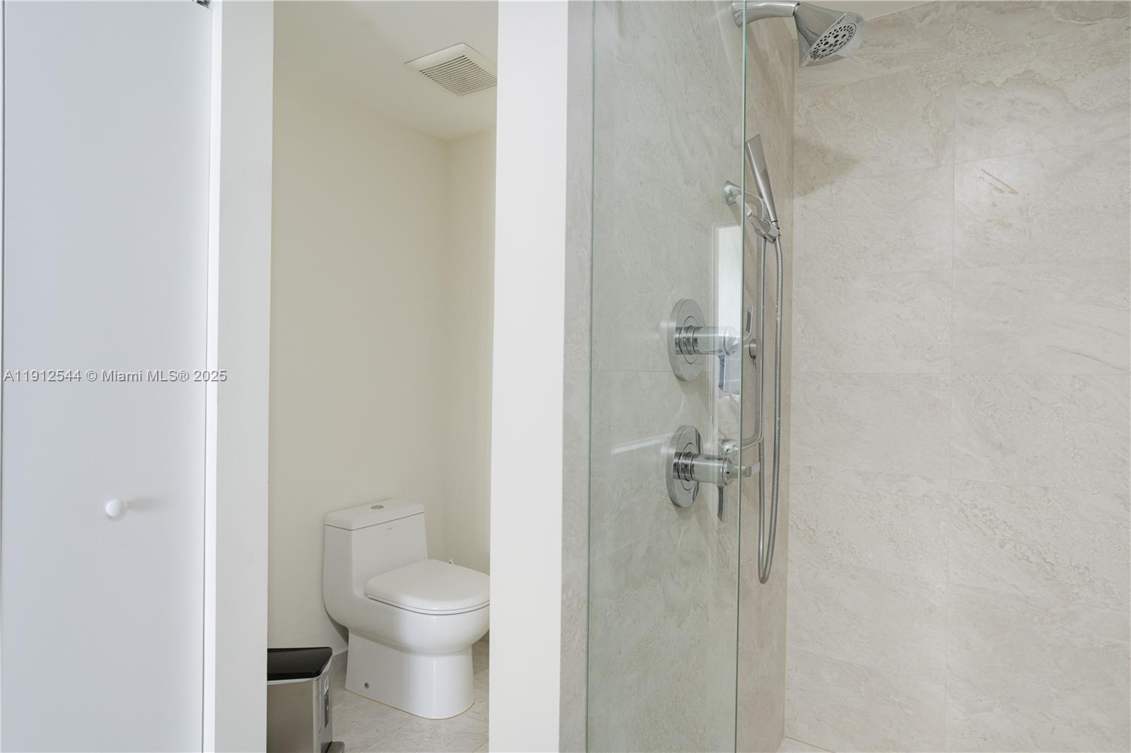 image Aria On The Bay Condo21