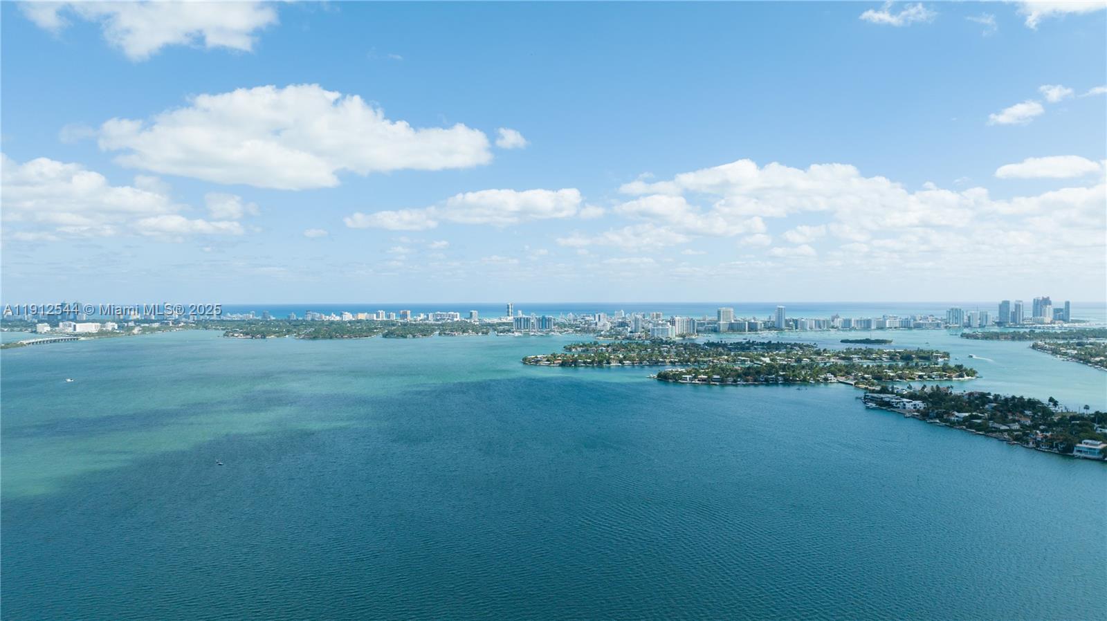 image Aria On The Bay Condo25