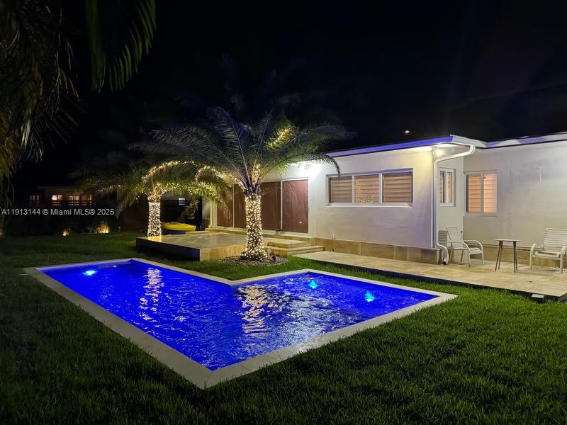 2421 NE 7th Pl Fort Lauderdale, FL 33304