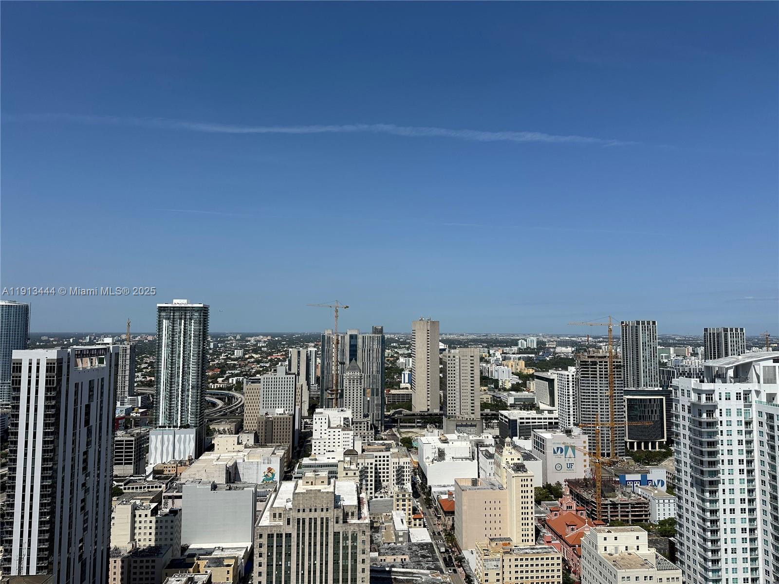 50 Biscayne Blvd #4807