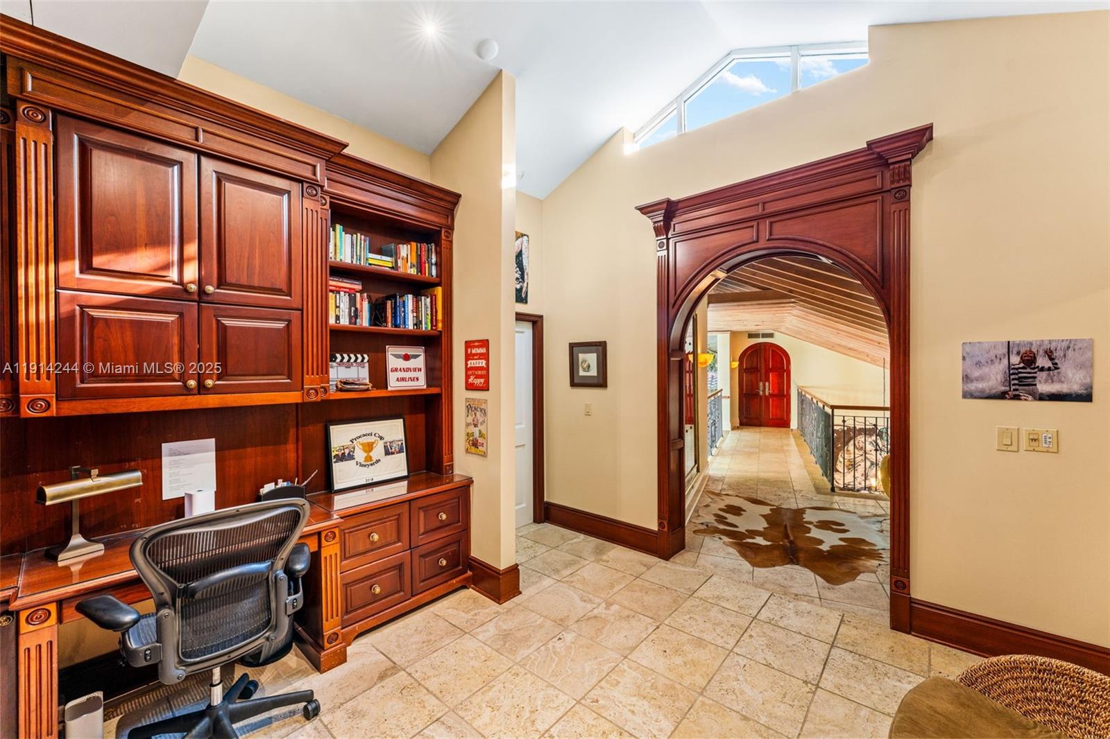 3506 Banyan Cir Miami, FL 33133