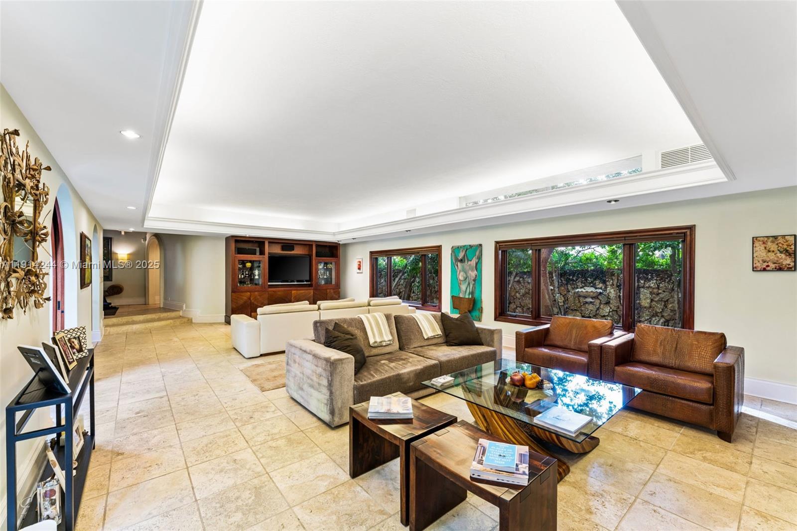 3506 Banyan Cir Miami, FL 33133