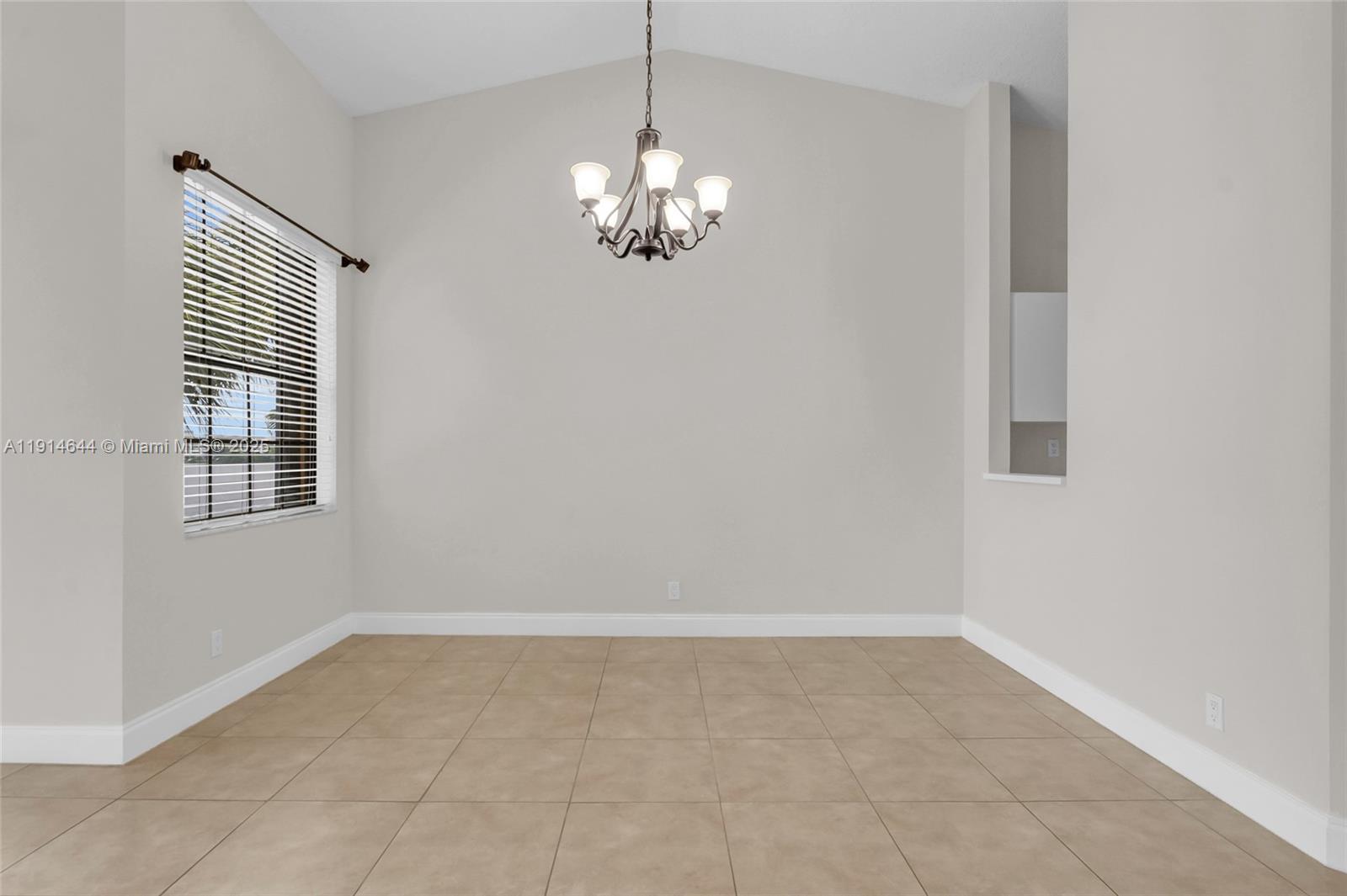 15563 N Miami Lakeway N Miami Lakes, FL 33014