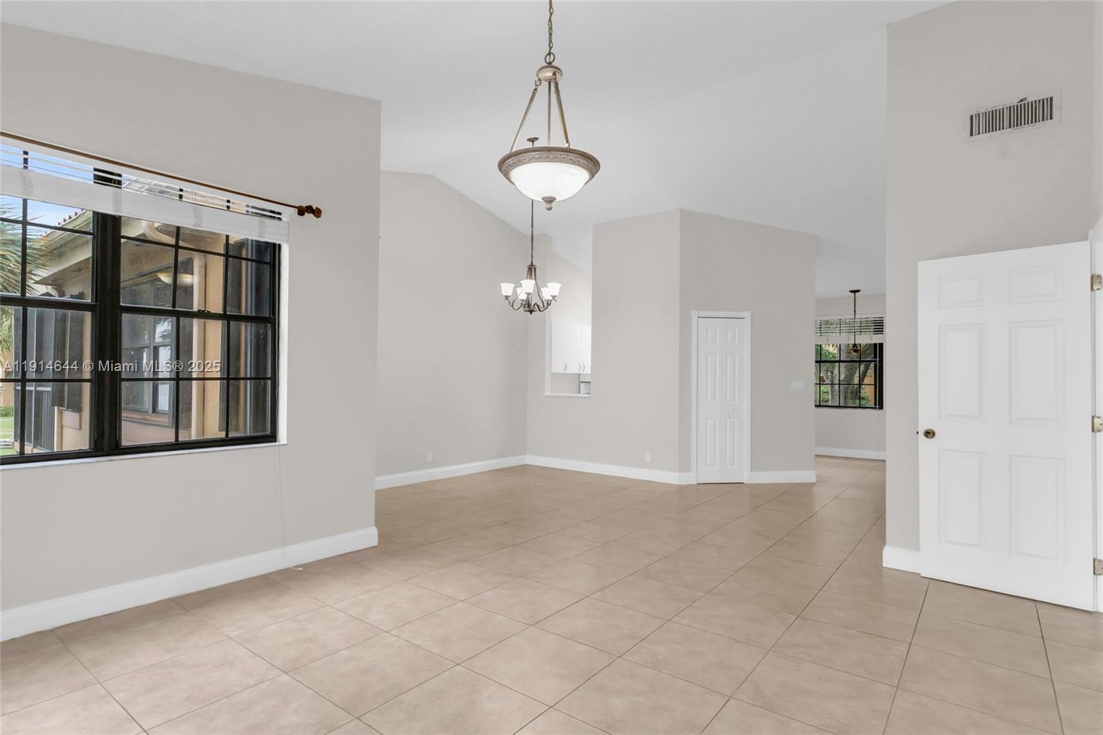 15563 N Miami Lakeway N Miami Lakes, FL 33014