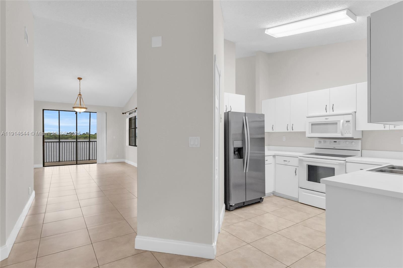 15563 N Miami Lakeway N Miami Lakes, FL 33014