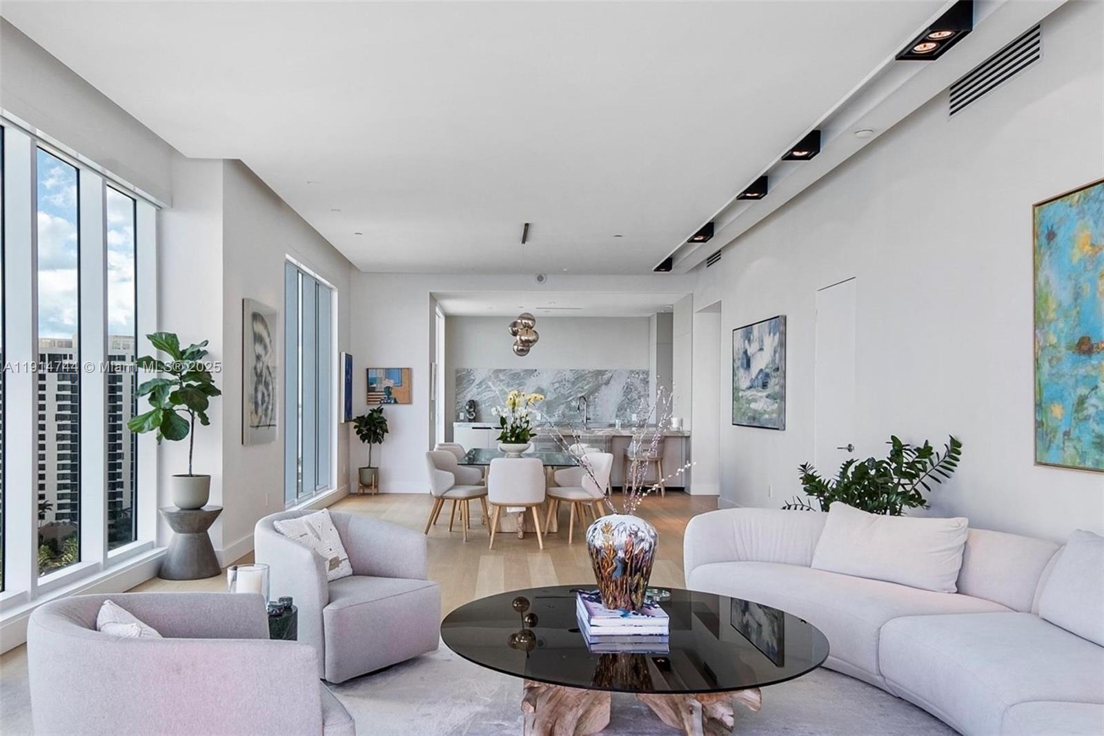 900 Brickell Key Blvd #1403 Miami, FL 33131