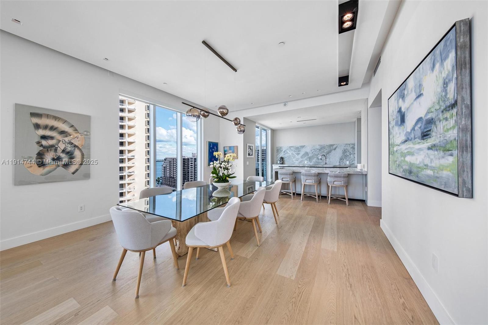 900 Brickell Key Blvd #1403 Miami, FL 33131