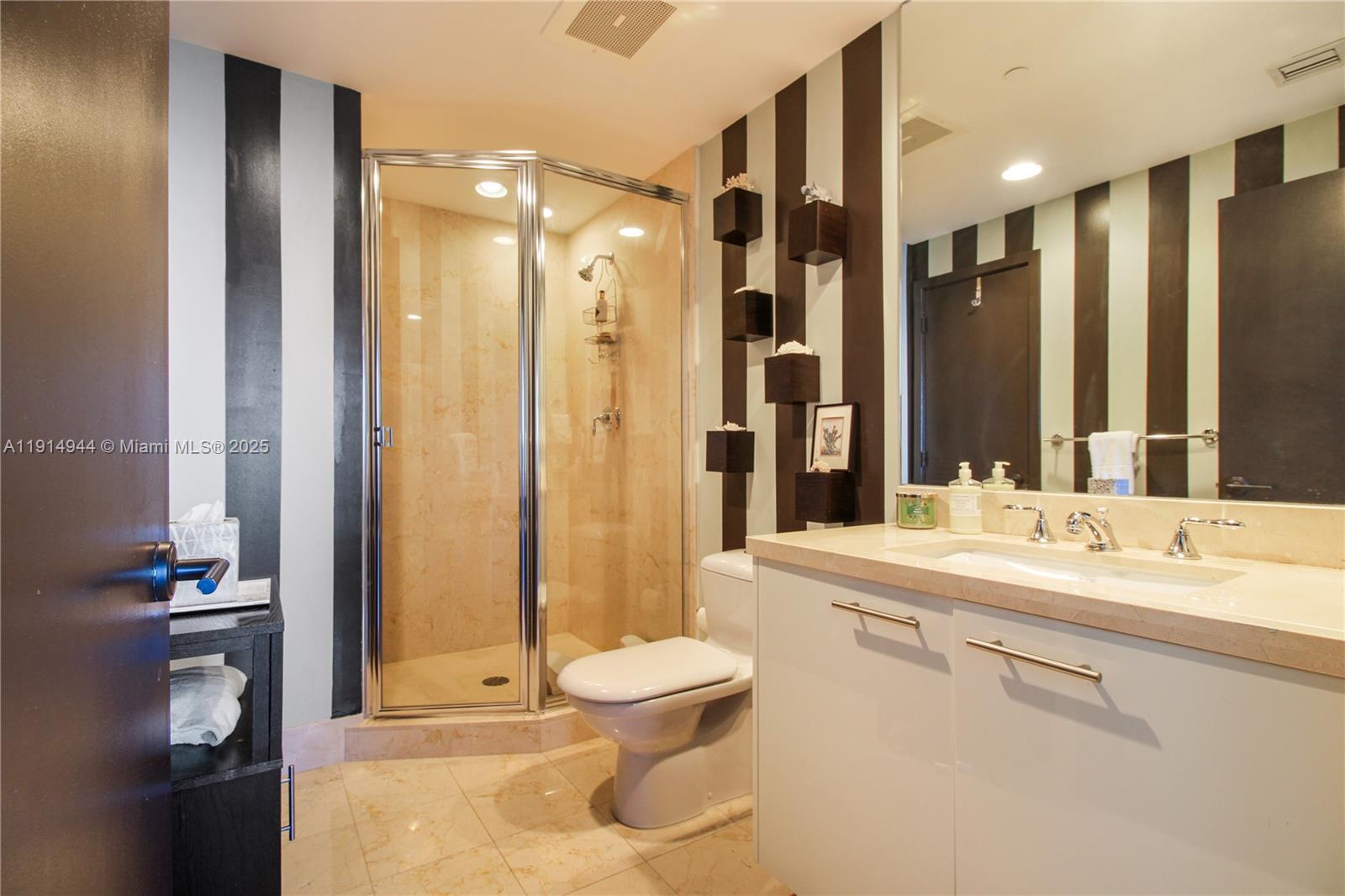 image Carillon Beach Cond22