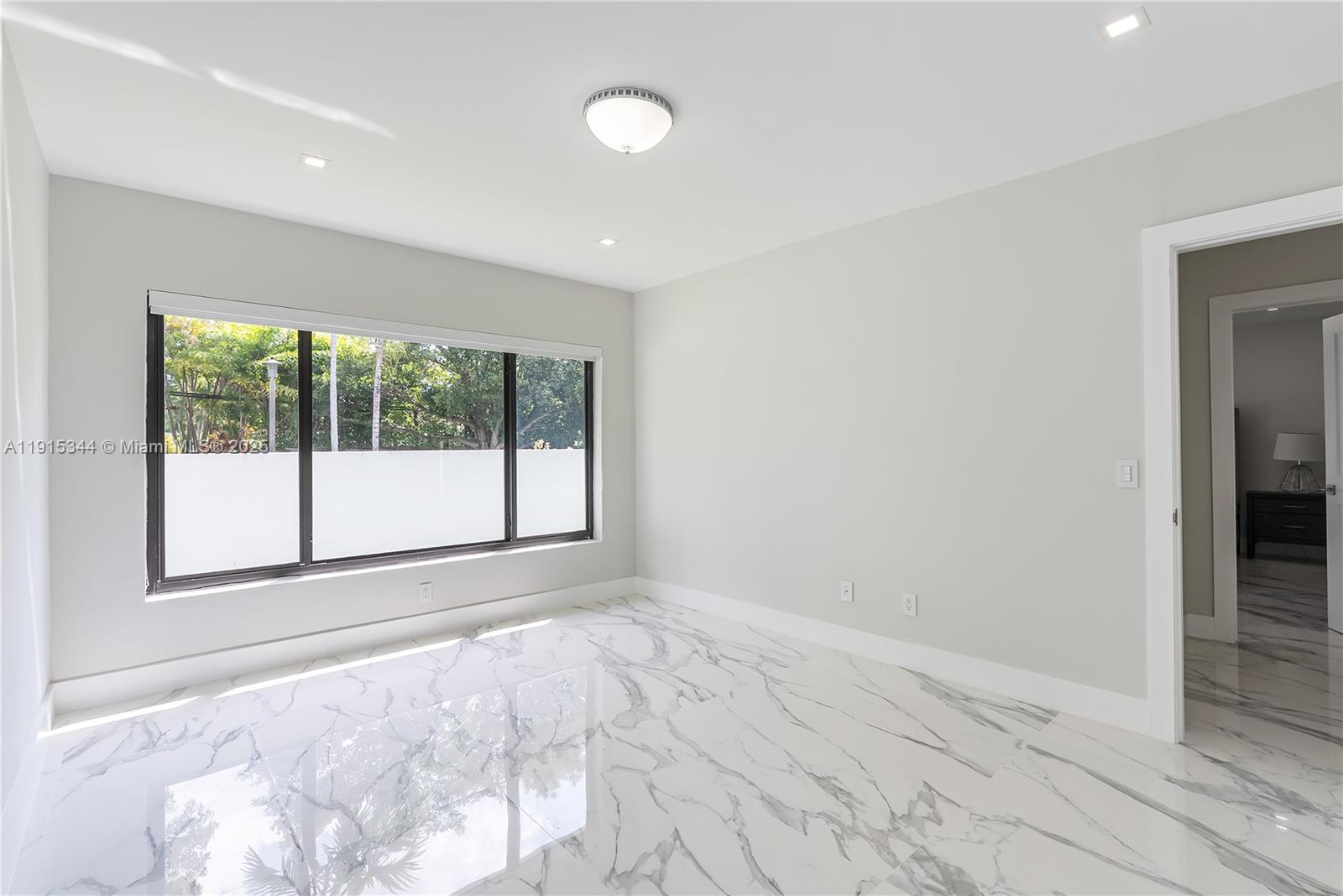 1600 Micanopy Ave Miami, FL 33133