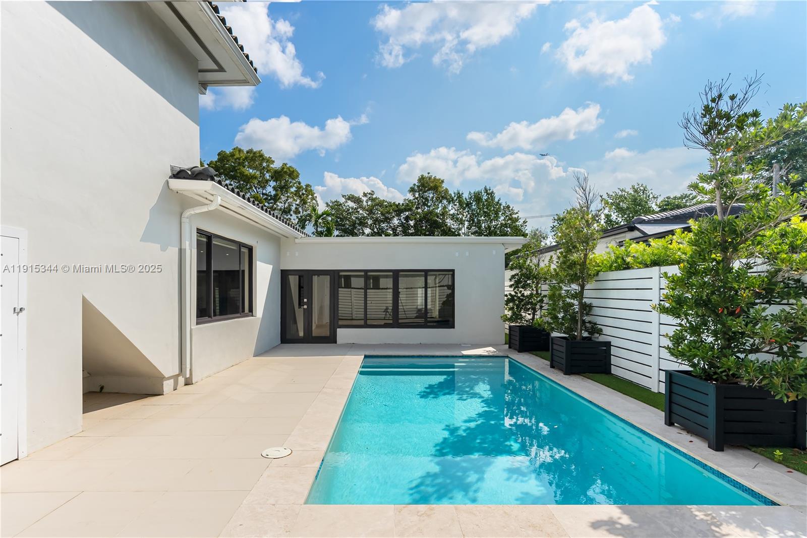 1600 Micanopy Ave Miami, FL 33133