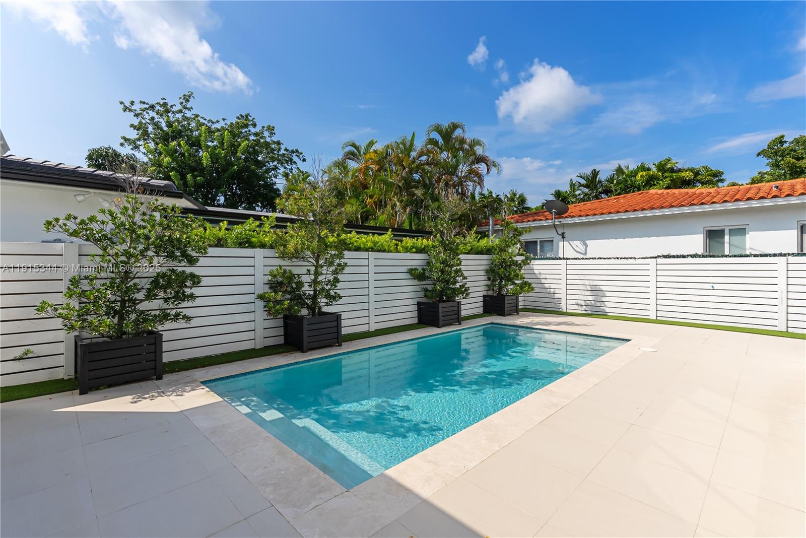 1600 Micanopy Ave Miami, FL 33133