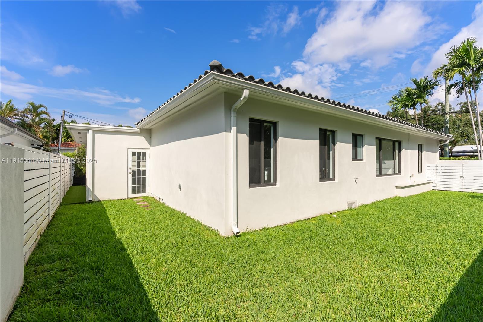 1600 Micanopy Ave Miami, FL 33133