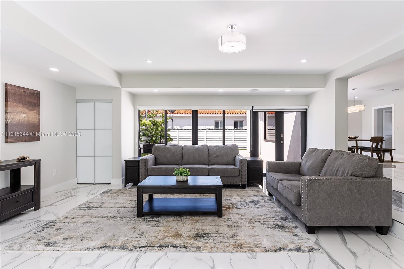 1600 Micanopy Ave Miami, FL 33133