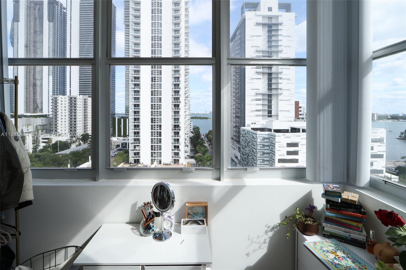 image Edgewater Lofts11