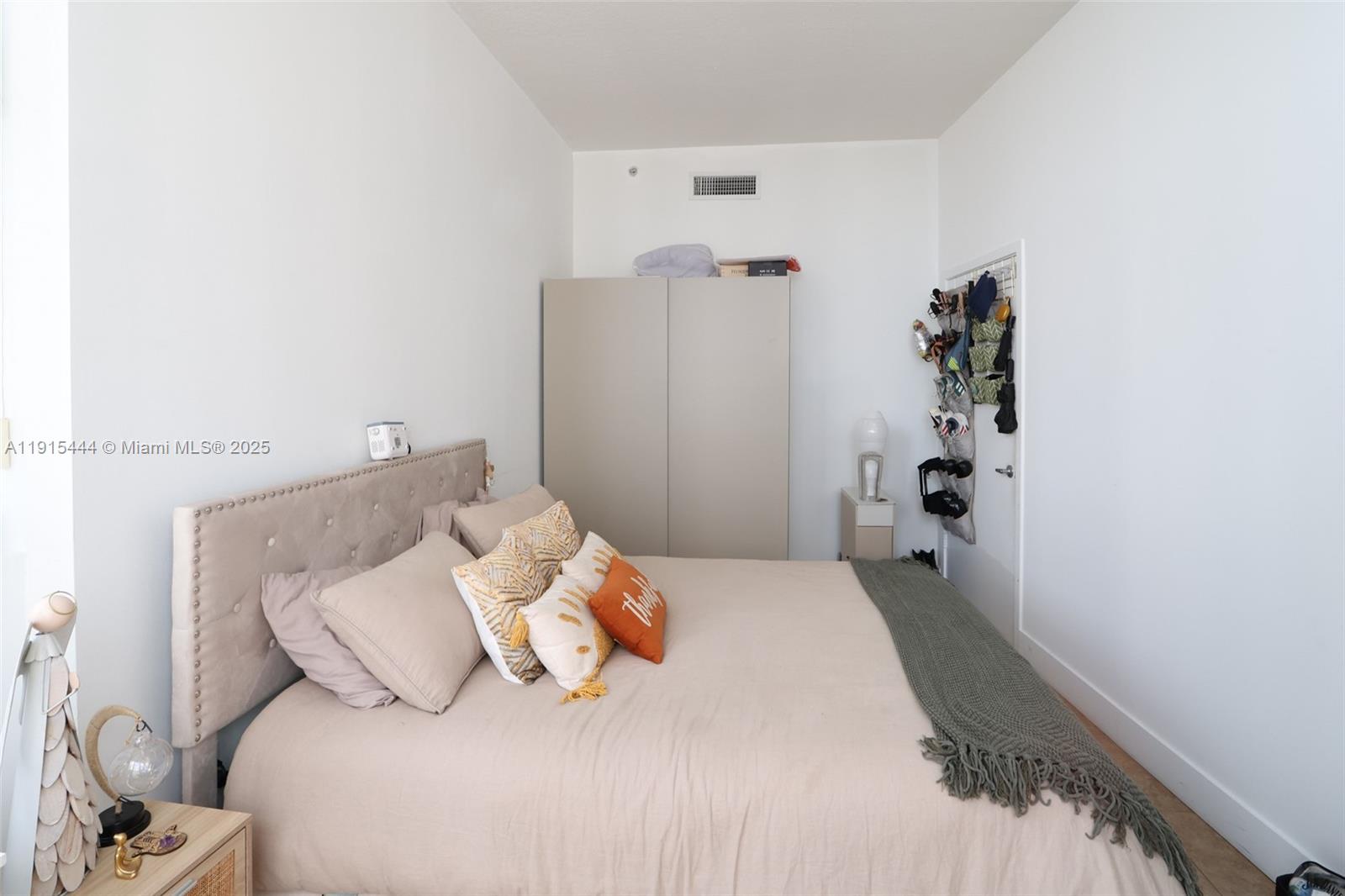 image Edgewater Lofts12