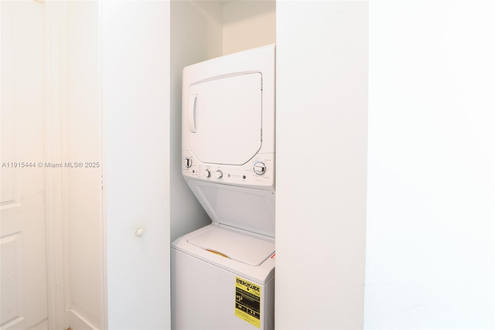 image Edgewater Lofts22