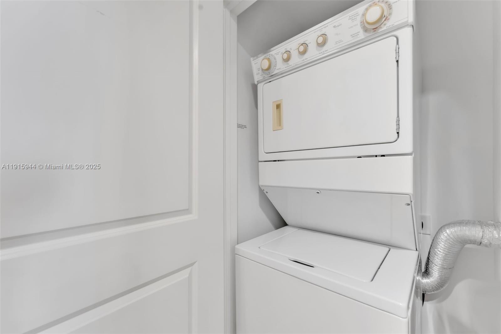 image Ocean Marine Yacht Club13