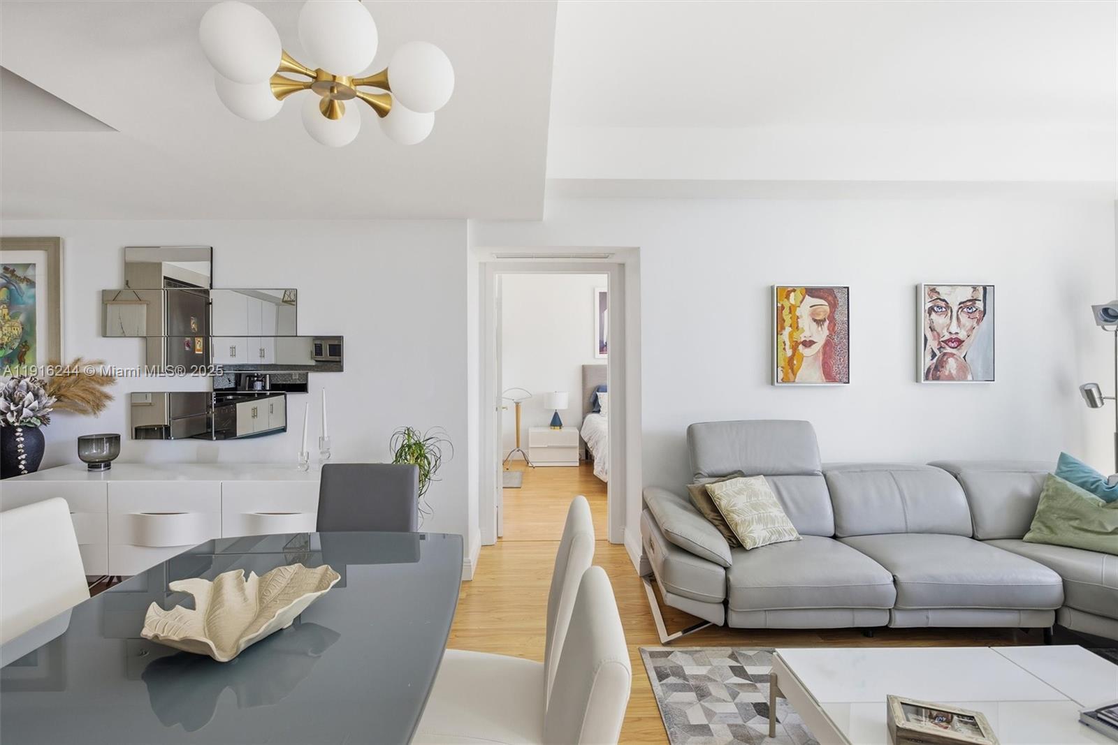 image Mint Condomimium11