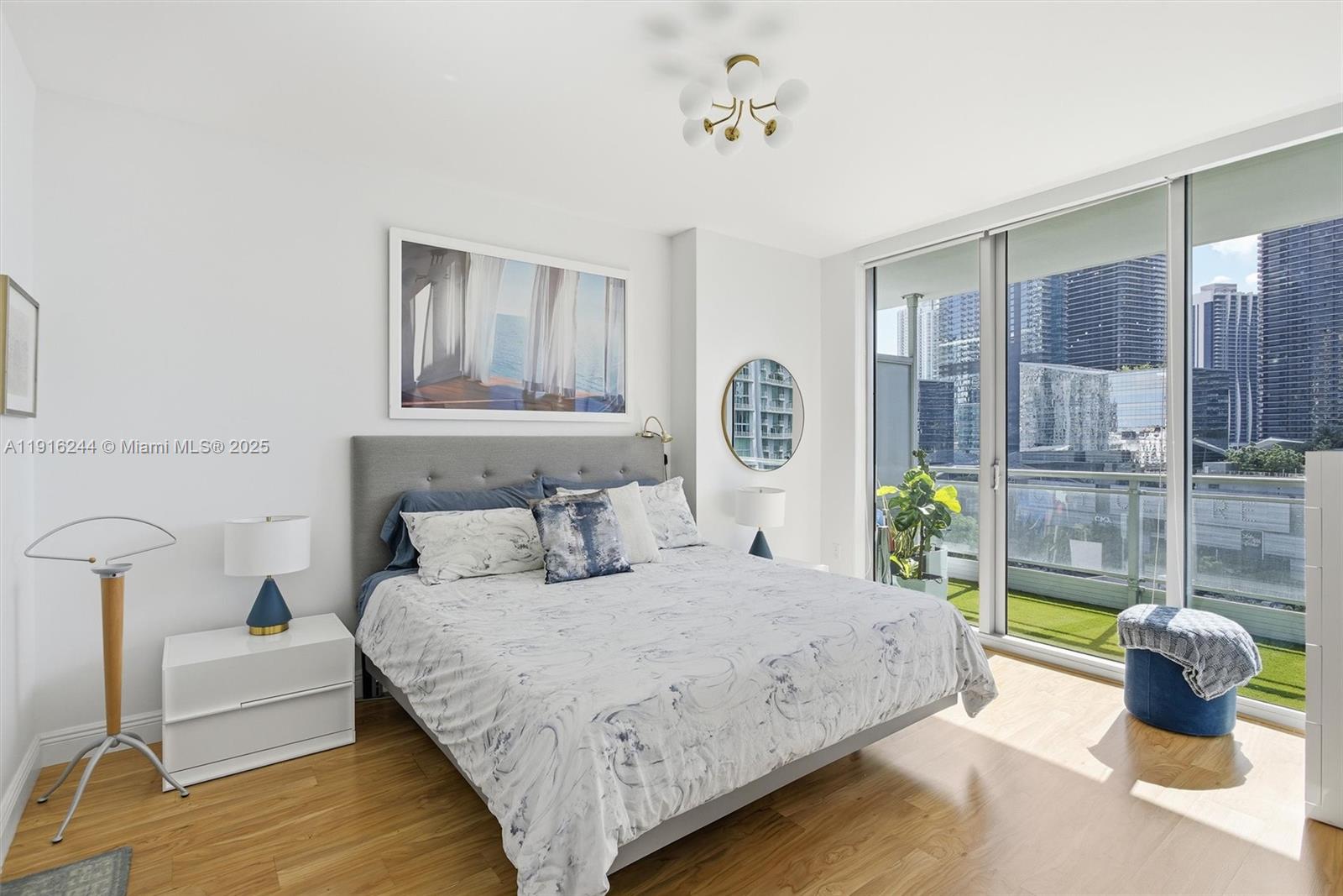 image Mint Condomimium16