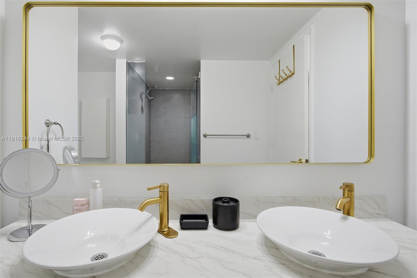 image Mint Condomimium21