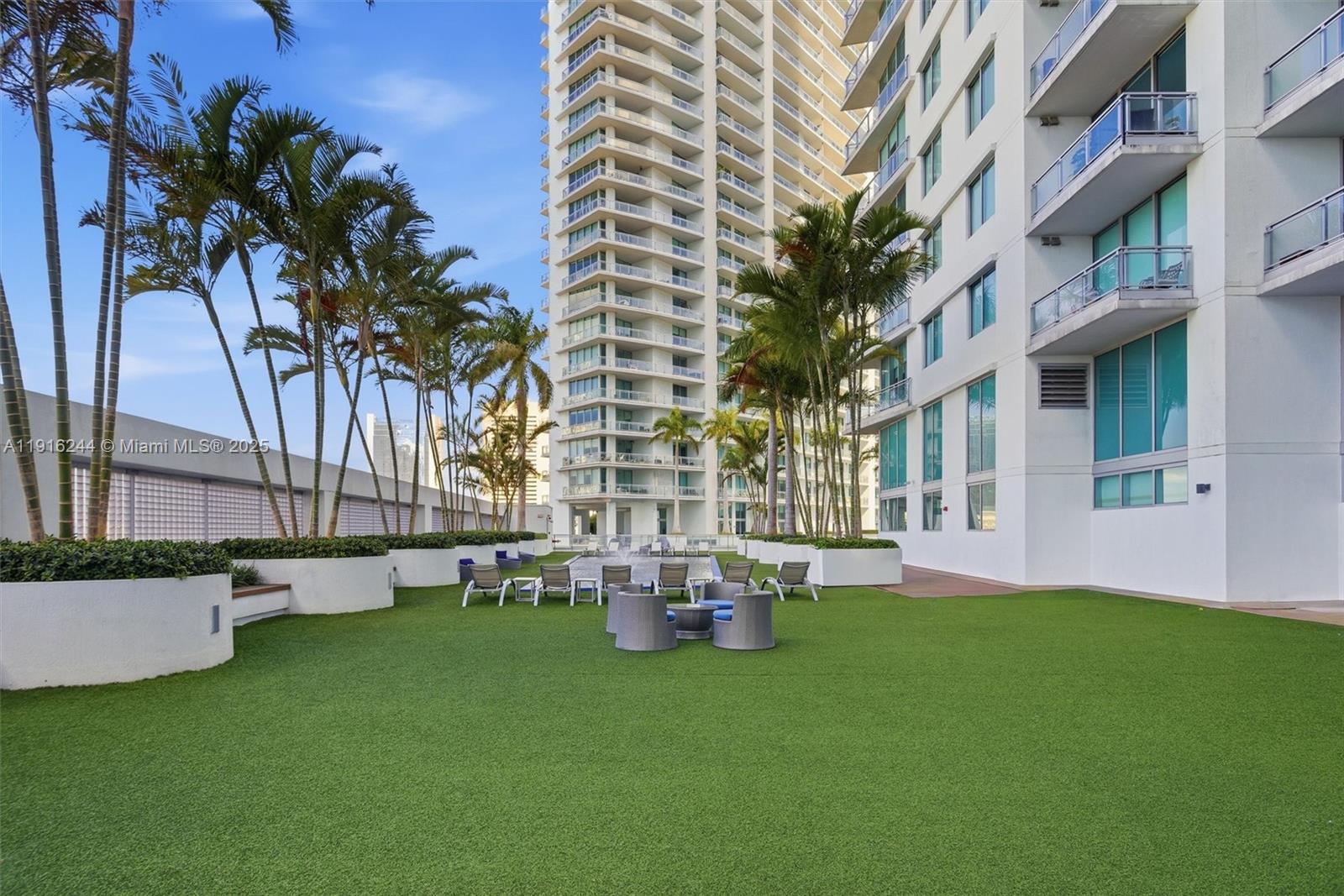 image Mint Condomimium28