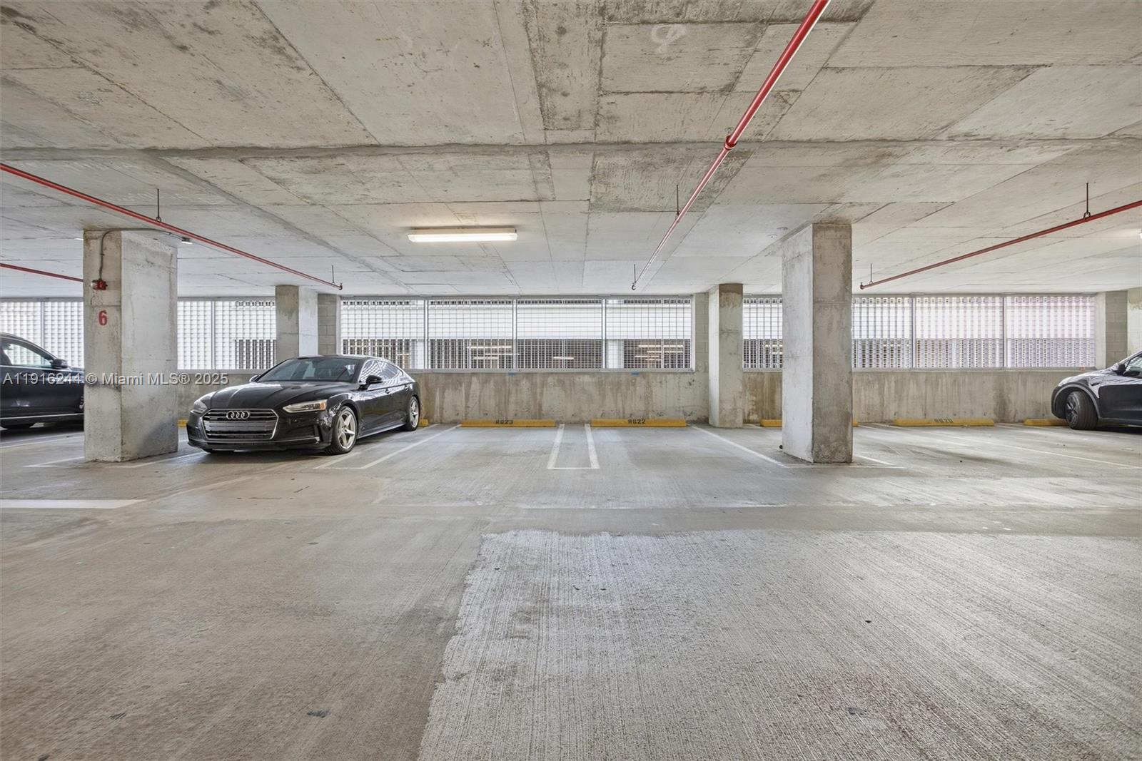 image Mint Condomimium40