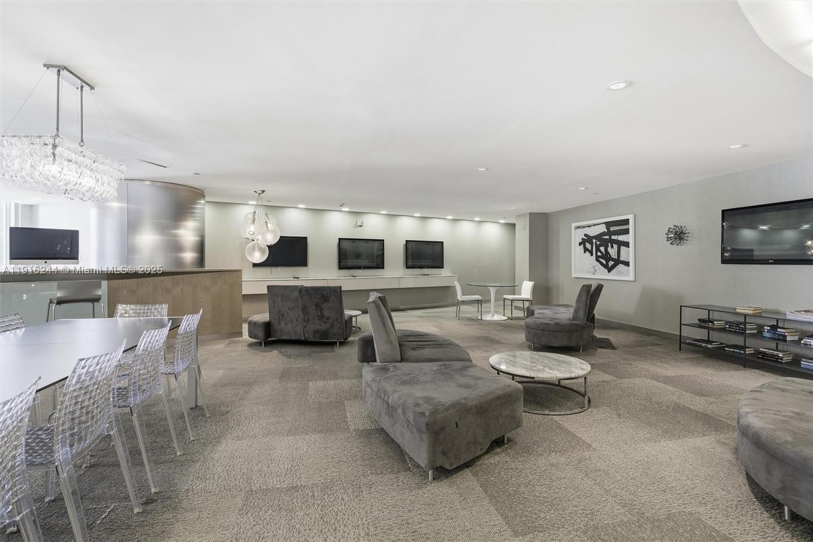 image Mint Condomimium45