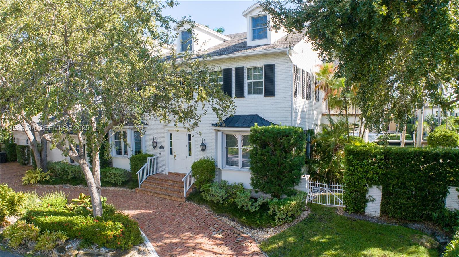 700 Coral Way Fort Lauderdale, FL 33301