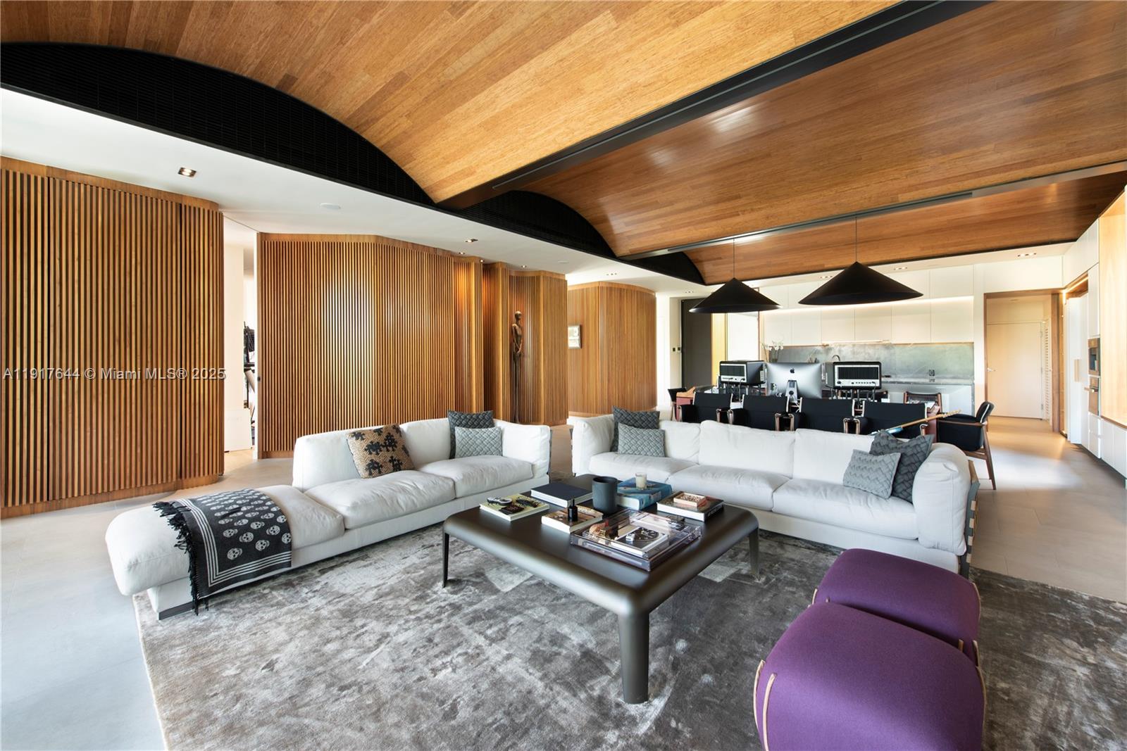 8055 Noremac Ave Miami Beach, FL 33141